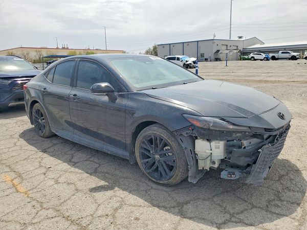 2025 TOYOTA CAMRY