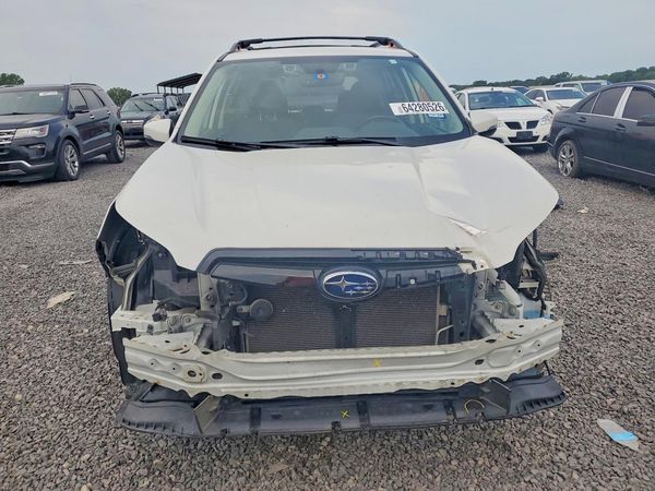 2019 SUBARU FORESTER
