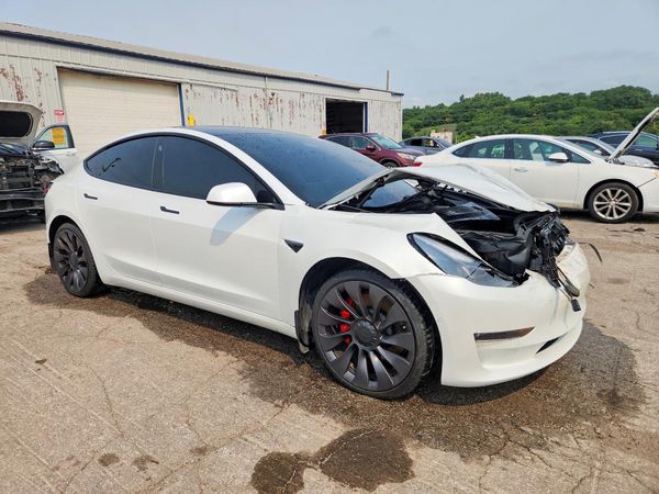 2021 TESLA MODEL 3