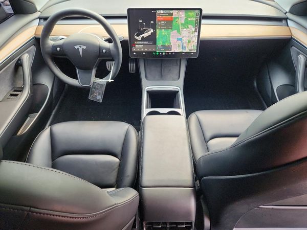 2021 TESLA MODEL 3