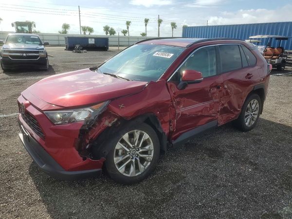 2019 TOYOTA RAV4 XLE Premium
