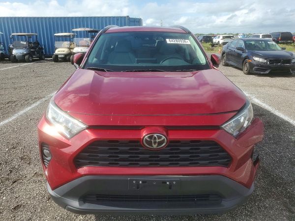 2019 TOYOTA RAV4 XLE Premium