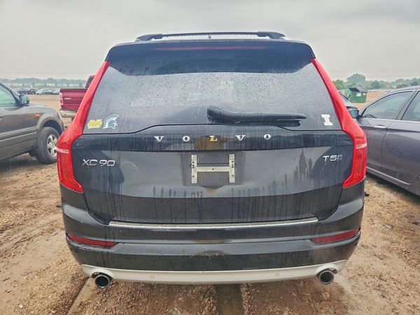 2019 VOLVO XC90