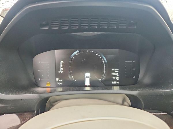 2019 VOLVO XC90