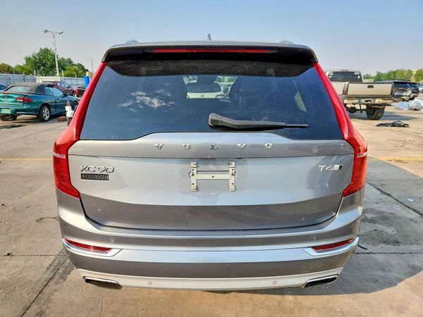 2016 VOLVO XC90