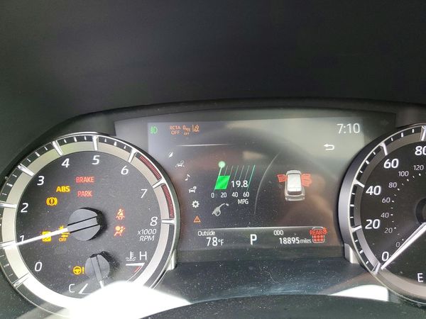 2024 TOYOTA HIGHLANDER