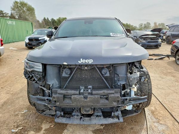 2016 JEEP GRAND CHEROKEE SRT