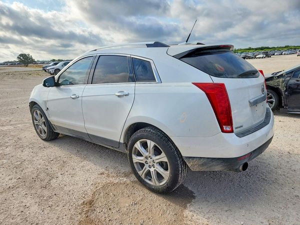 2013 CADILLAC SRX Performance