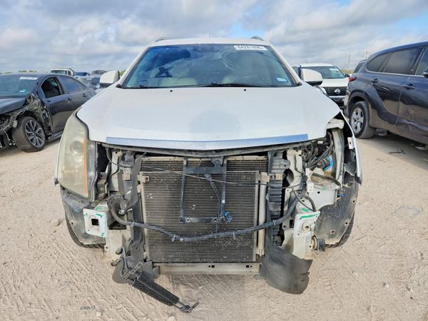 2013 CADILLAC SRX Performance