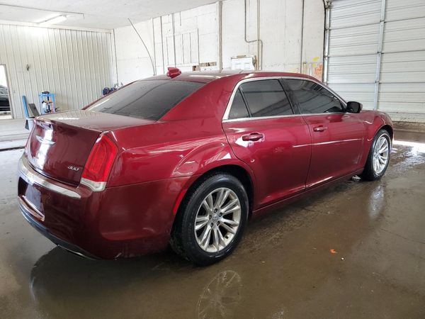 2018 CHRYSLER 300