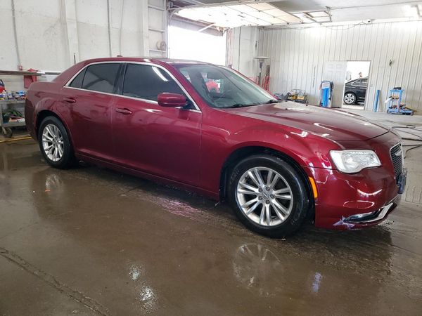 2018 CHRYSLER 300