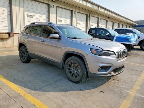2019 JEEP CHEROKEE — Passenger 3/4