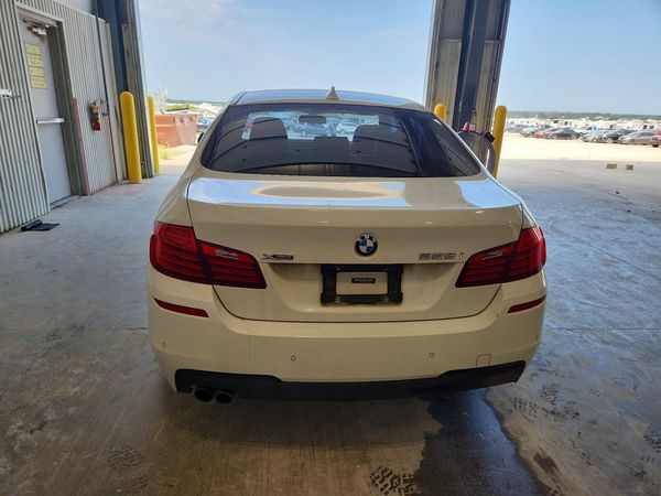 2016 BMW 528 xDrive