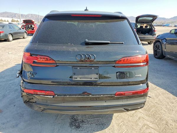 2022 AUDI Q7 quattro Prestige