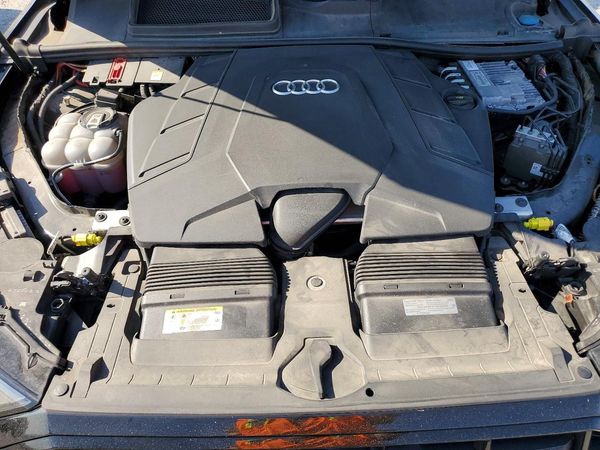 2022 AUDI Q7 quattro Prestige