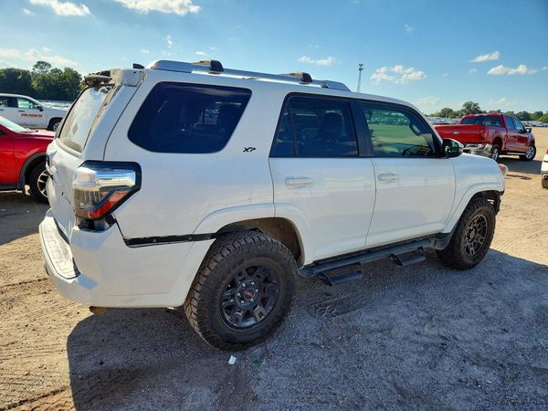 2018 TOYOTA 4RUNNER