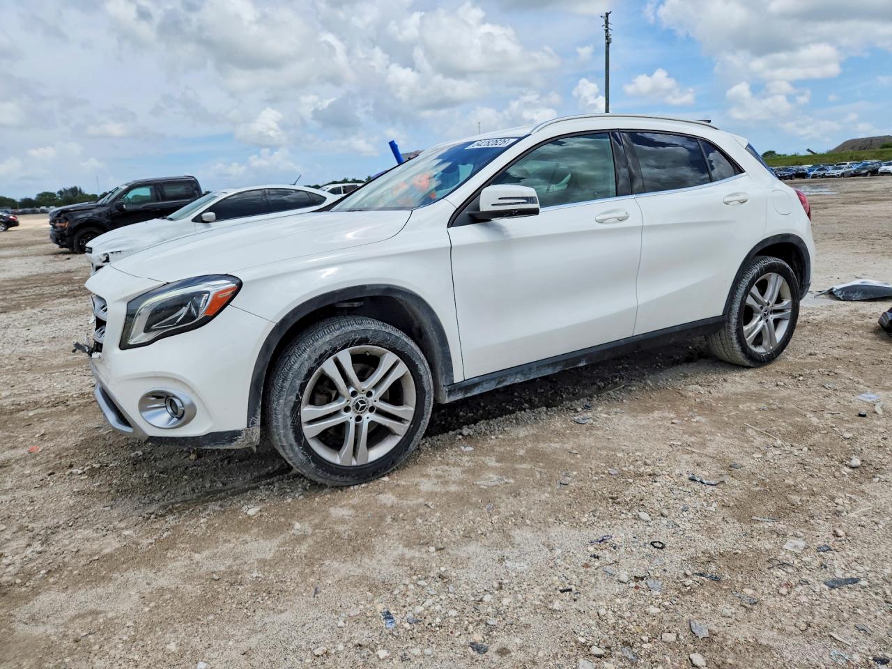 2020 MERCEDES-BENZ GLA GLA250