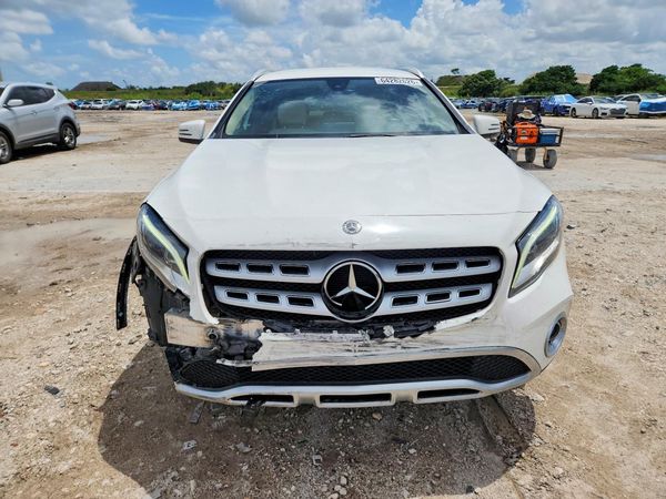 2020 MERCEDES-BENZ GLA GLA250