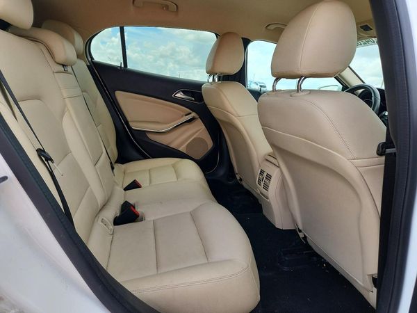 2020 MERCEDES-BENZ GLA GLA250