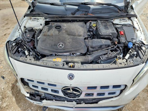2020 MERCEDES-BENZ GLA GLA250