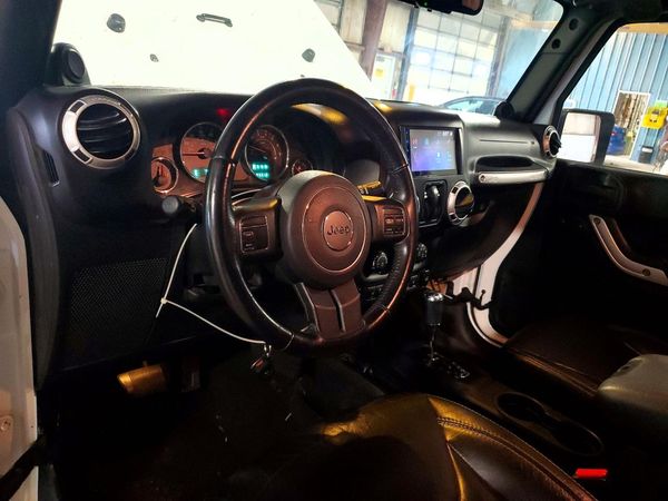 2014 JEEP WRANGLER Sahara