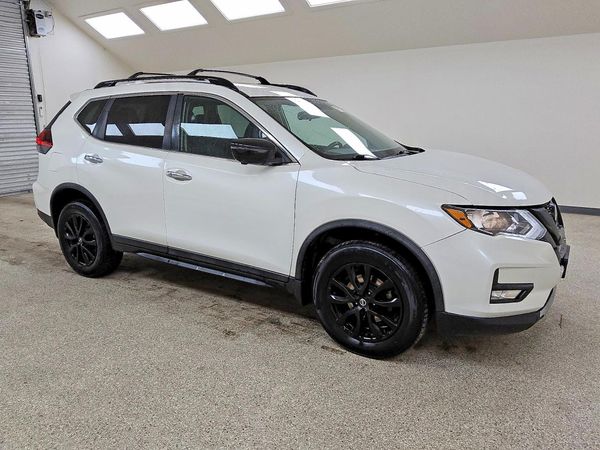 2018 NISSAN ROGUE