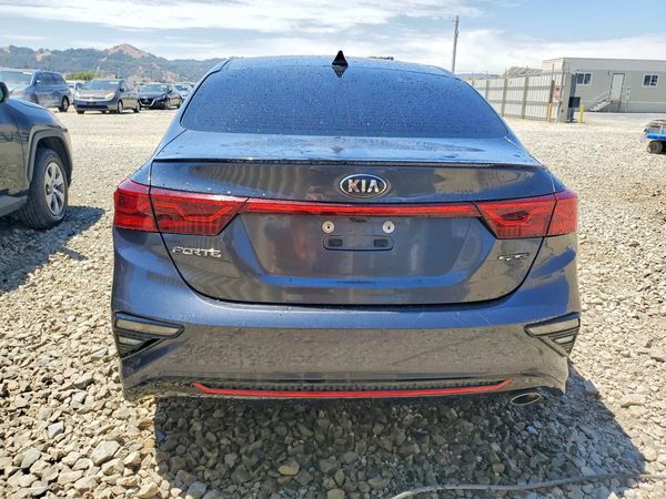 2021 KIA FORTE GT Line