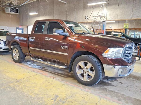 2014 RAM 1500 SLT
