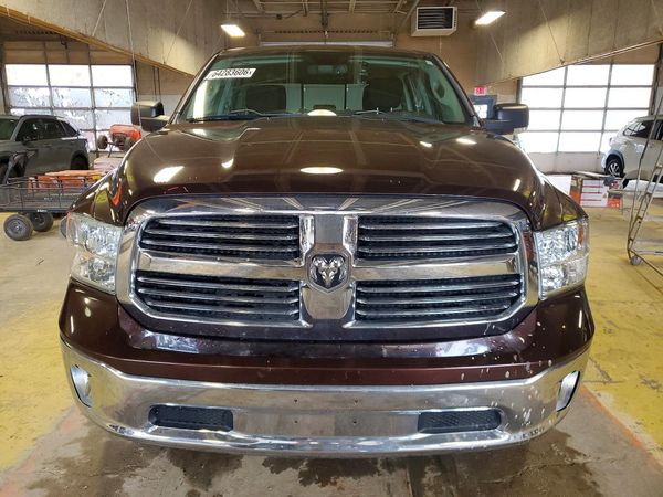 2014 RAM 1500 SLT