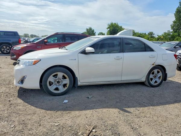 2012 TOYOTA CAMRY SOLA Hybrid