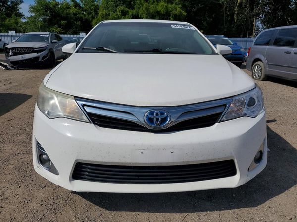 2012 TOYOTA CAMRY SOLA Hybrid