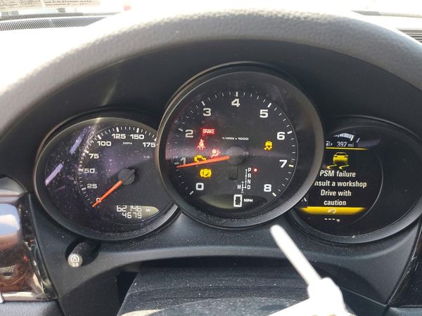 2018 PORSCHE MACAN