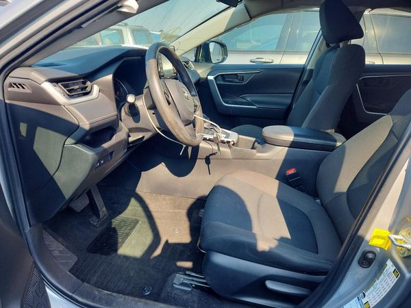 2022 TOYOTA RAV4 LE