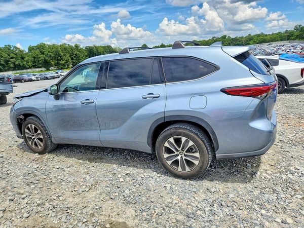 2021 TOYOTA HIGHLANDER