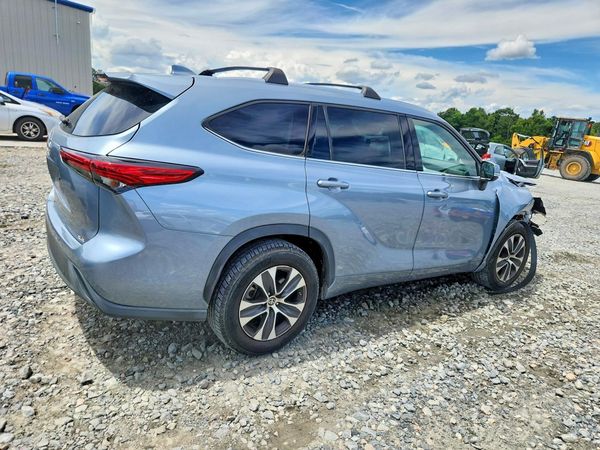 2021 TOYOTA HIGHLANDER