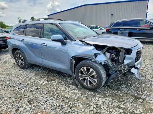 2021 TOYOTA HIGHLANDER