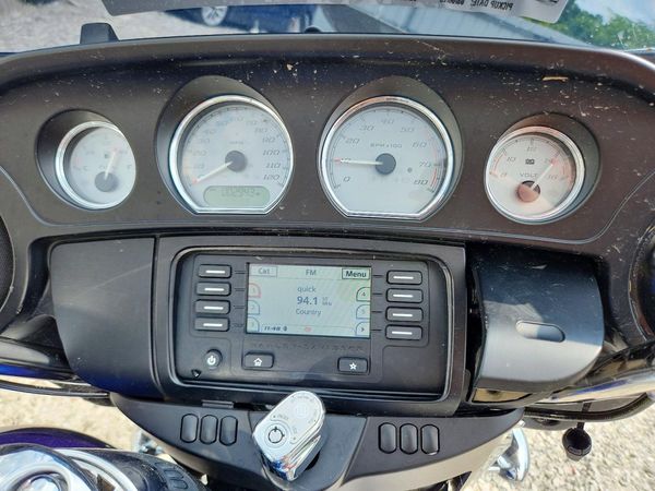 2017 HARLEY-DAVIDSON FLHX