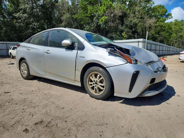 2020 TOYOTA PRIUS