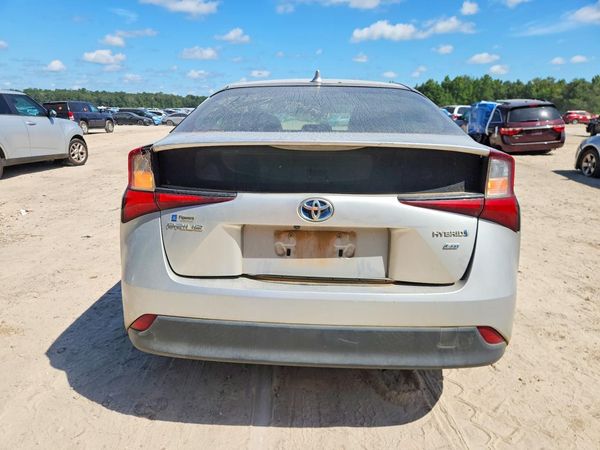 2020 TOYOTA PRIUS