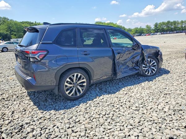 2025 SUBARU FORESTER Touring