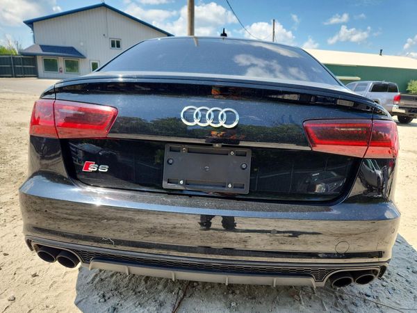 2018 AUDI S6