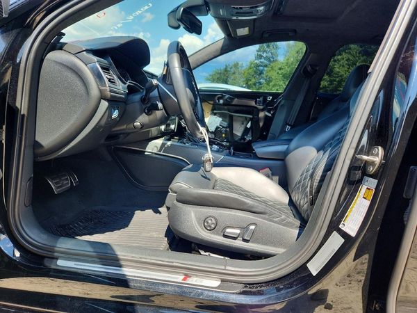 2018 AUDI S6