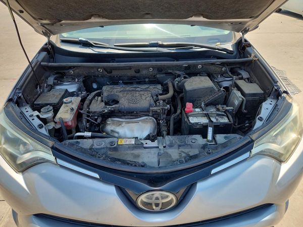 2018 TOYOTA RAV4 Adventure/XLE