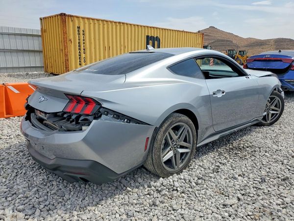 2026 FORD MUSTANG I4