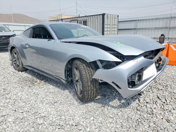2026 FORD MUSTANG I4