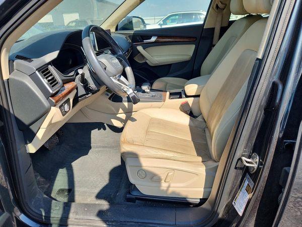 2018 AUDI Q5 quattro Premium Plus