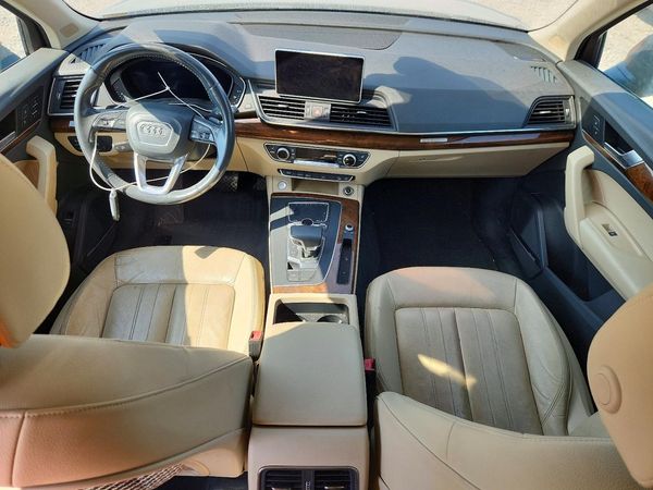 2018 AUDI Q5 quattro Premium Plus