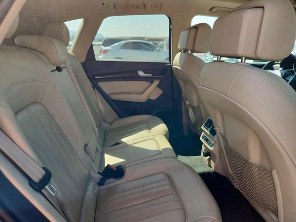 2018 AUDI Q5 quattro Premium Plus