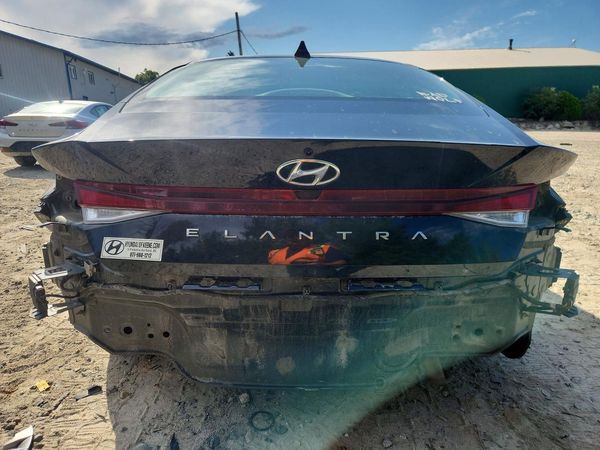 2023 HYUNDAI ELANTRA