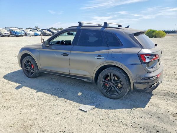 2021 AUDI Q5 E quattro Premium Plus
